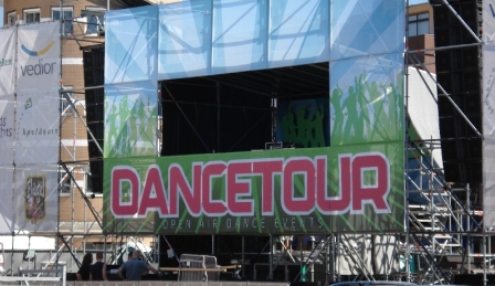 dancetour.jpg
